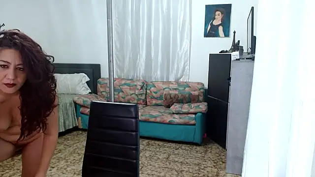 Snapshot of danasantoreal chatting on January 17, 2026, 9:02 am danasantoreal online show from January 17, 2026, 9:02 am