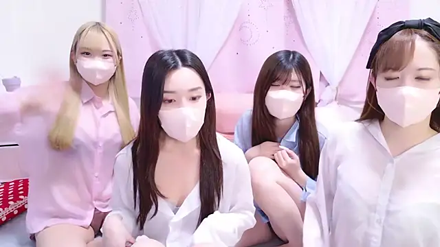 Snapshot of akaneppi_ chatting on March 14, 2025, 4:30 pm akaneppi online show from March 14, 2025, 4:30 pm