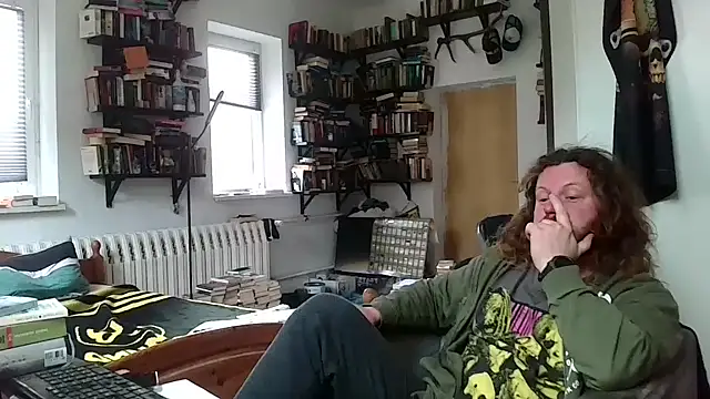 Snapshot of sunr1sa chatting on December 14, 2025, 12:33 pm sunr1sa online show from December 14, 2025, 12:33 pm