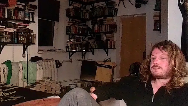 Snapshot of sunr1sa chatting on November 7, 2025, 5:01 am sunr1sa online show from November 7, 2025, 5:01 am