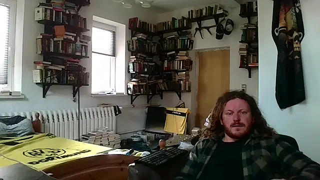 Snapshot of sunr1sa chatting on November 19, 2025, 2:39 pm sunr1sa online show from November 19, 2025, 2:39 pm