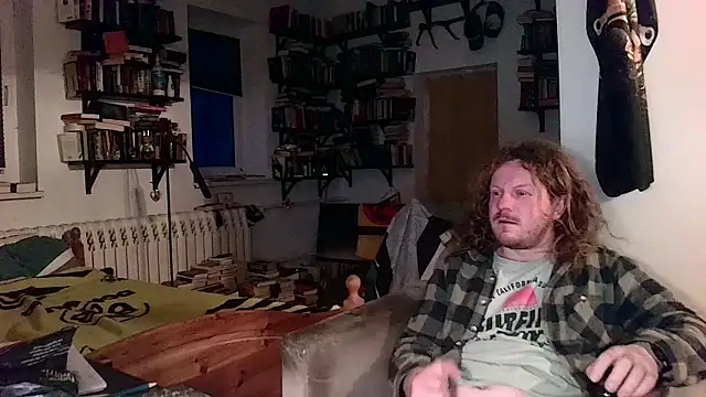 Snapshot of sunr1sa chatting on January 9, 2026, 6:42 am sunr1sa online show from January 9, 2026, 6:42 am