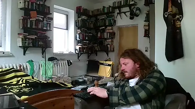 Snapshot of sunr1sa chatting on November 8, 2025, 7:45 am sunr1sa online show from November 8, 2025, 7:45 am