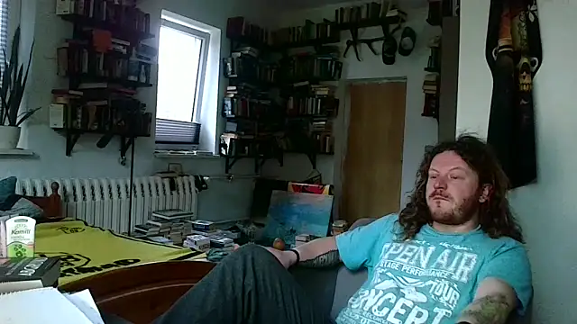 Snapshot of sunr1sa chatting on February 22, 2026, 6:38 am sunr1sa online show from February 22, 2026, 6:38 am