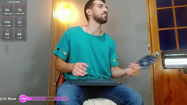 Snapshot of Mr_WhiteCock chatting on March 27, 2026, 10:22 pm Mr WhiteCock online show from March 27, 2026, 10:22 pm