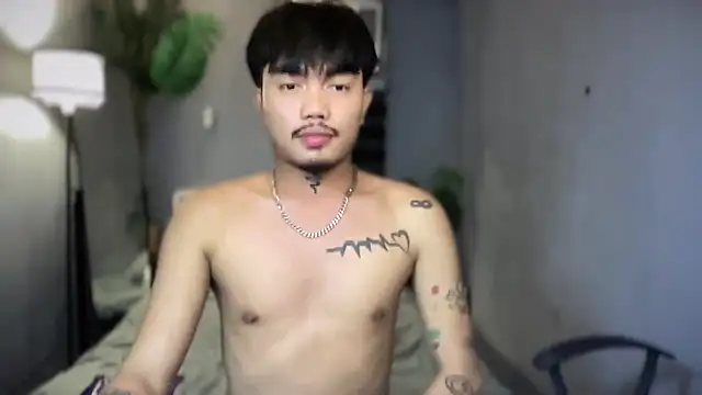cutievrinx online show from December 2, 2025, 8:43 pm