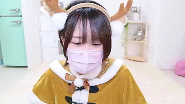 Snapshot of umi_umi_7 chatting on December 26, 2024, 1:21 pm umi umi 7 online show from December 26, 2024, 1:21 pm