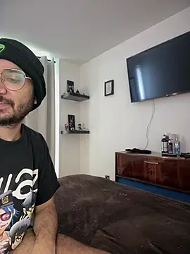 Rae Lil White online show from February 16, 2025, 6:43 pm