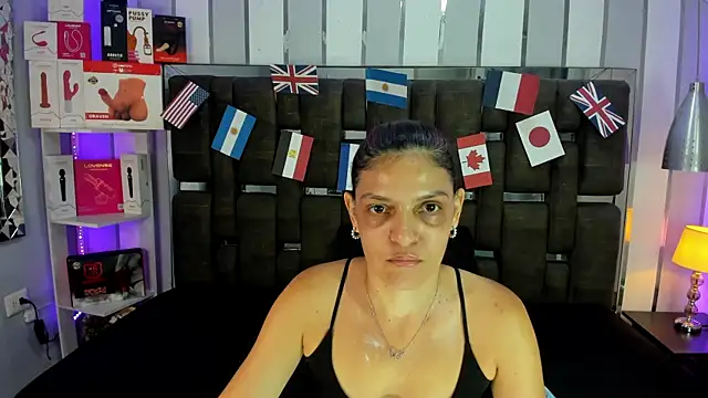 KatteMoss online show from June 13, 2026, 8:51 pm