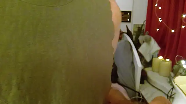 Snapshot of DaddyQuimHot chatting on September 20, 2025, 12:48 am DaddyQuimHot online show from September 20, 2025, 12:48 am