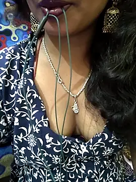 jasss-11 online show from November 5, 2025, 5:49 pm