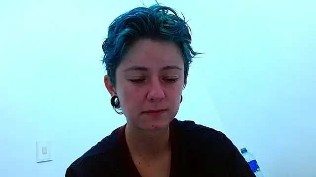 tomboyblue online show from March 16, 2026, 6:54 pm