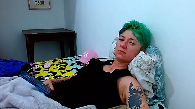 tomboyblue online show from February 8, 2026, 8:50 pm