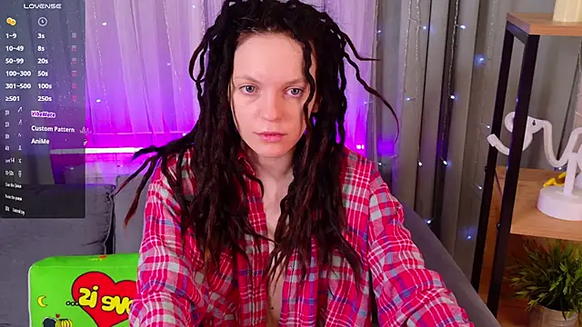 Snapshot of CoreyJane chatting on February 27, 2025, 4:35 am CoreyJane online show from February 27, 2025, 4:35 am
