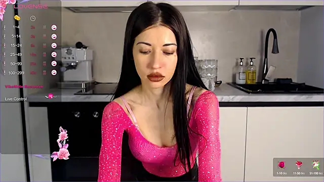 Snapshot of re_jeena chatting on January 18, 2025, 6:45 am re jeena online show from January 18, 2025, 6:45 am