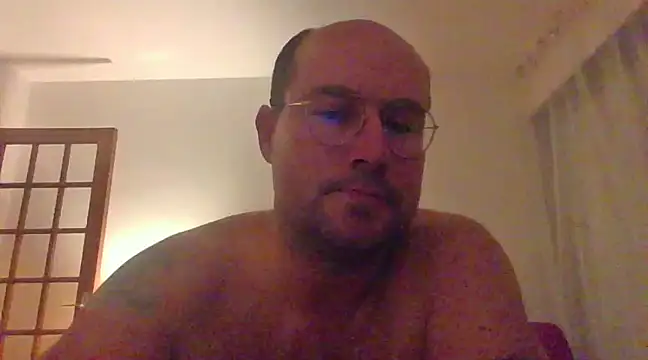 porompomperro online show from December 1, 2024, 10:15 pm