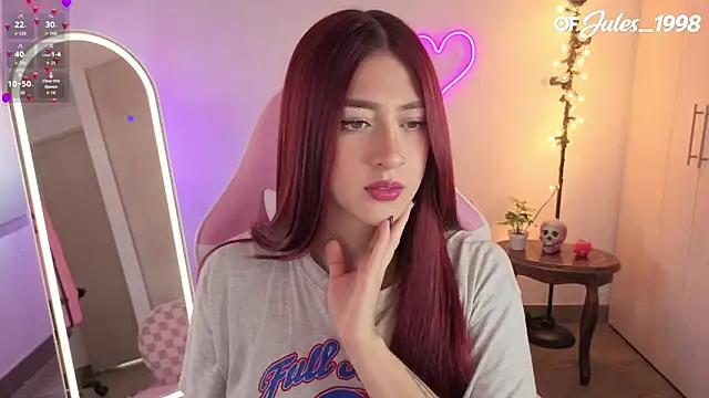 violet ch online show from March 19, 2026, 6:52 pm