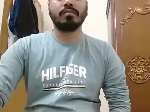 desiboyasif online show from December 3, 2025, 5:56 pm