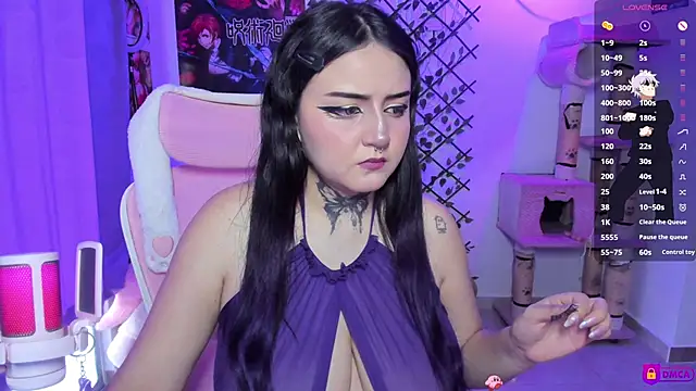 MaddyFooxx online show from June 18, 2026, 10:59 pm