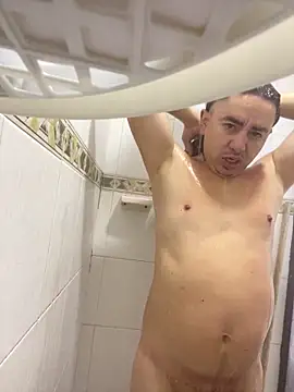 DanielGomez9 online show from April 7, 2026, 1:24 pm