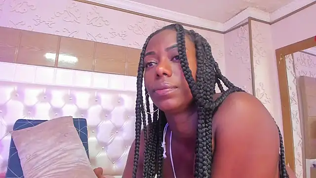 Snapshot of KristineLS chatting on March 7, 2025, 1:18 pm KristineLS online show from March 7, 2025, 1:18 pm
