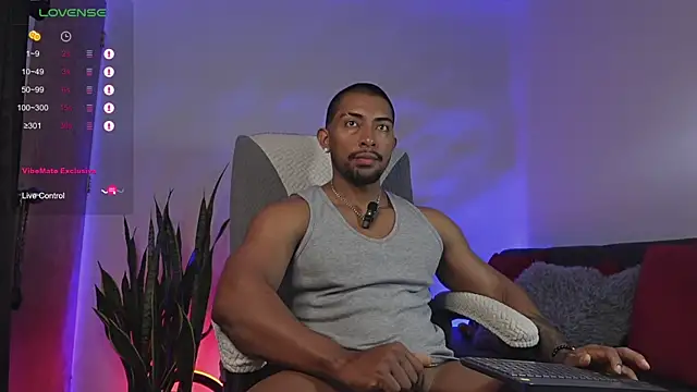 Couple muscle1 online show from April 16, 2026, 11:22 am