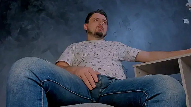 Snapshot of Master_Mark_Wayne chatting on April 3, 2026, 10:43 am Master Mark Wayne online show from April 3, 2026, 10:43 am