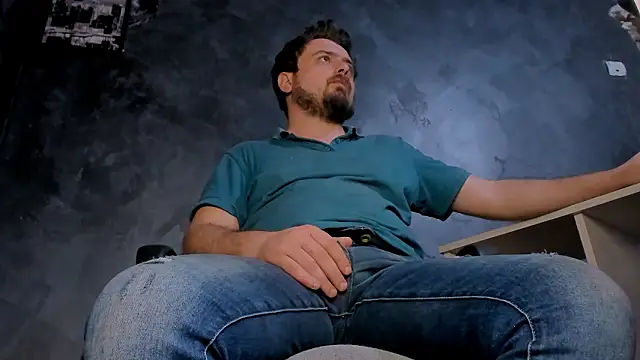 Snapshot of Master_Mark_Wayne chatting on March 8, 2026, 2:04 am Master Mark Wayne online show from March 8, 2026, 2:04 am