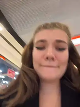 Holy Tereza online show from May 27, 2026, 3:41 pm
