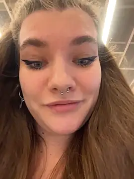 Snapshot of Holy_Tereza chatting on February 17, 2026, 3:53 pm Holy Tereza online show from February 17, 2026, 3:53 pm