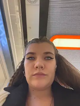 Snapshot of Holy_Tereza chatting on March 3, 2026, 3:08 pm Holy Tereza online show from March 3, 2026, 3:08 pm