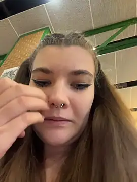 Snapshot of Holy_Tereza chatting on February 24, 2026, 3:46 pm Holy Tereza online show from February 24, 2026, 3:46 pm