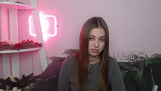 MilanaAngelAs online show from January 13, 2026, 8:46 pm