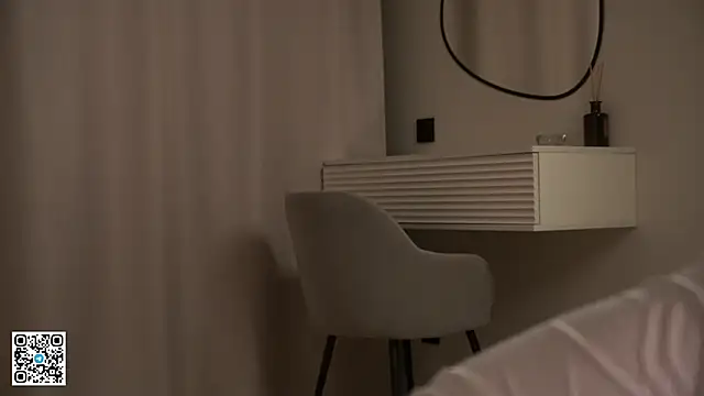 Snapshot of CarmenMoore26 chatting on March 4, 2026, 8:49 pm CarmenMoore26 online show from March 4, 2026, 8:49 pm