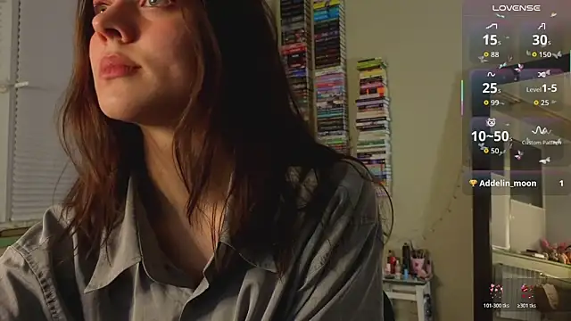 Addelin Moon online show from April 3, 2026, 8:59 pm