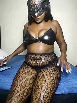 Snapshot of KikiLovesD chatting on March 27, 2026, 12:06 pm KikiLovesD online show from March 27, 2026, 12:06 pm