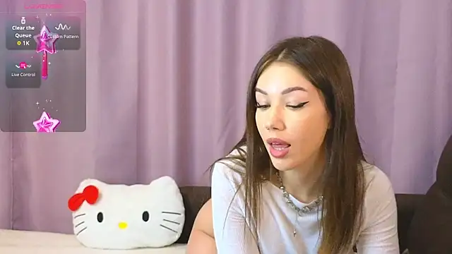 ellie kramer online show from December 22, 2025, 7:47 pm