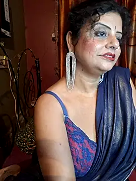 Snapshot of Maaya66 chatting on February 28, 2025, 6:52 pm Maaya66 online show from February 28, 2025, 6:52 pm