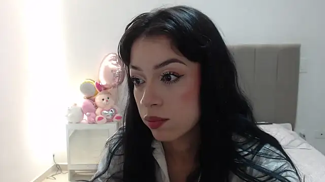 Snapshot of Caribbean_beauty_ chatting on October 23, 2025, 1:48 am Caribbean beauty  online show from October 23, 2025, 1:48 am