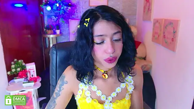 REDHOTTER  online show from February 2, 2026, 7:46 pm