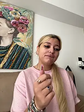 AllysonK online show from June 17, 2026, 10:14 am