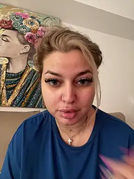 Snapshot of AllysonK chatting on February 20, 2026, 12:18 pm AllysonK online show from February 20, 2026, 12:18 pm