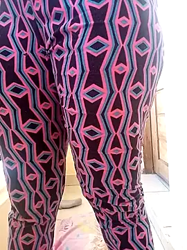 zainabsmile online show from March 25, 2026, 9:19 am