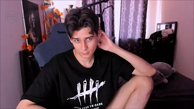 Foxicfu online show from November 23, 2025, 7:07 am