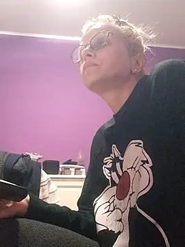 BritneyHudson online show from October 23, 2025, 1:26 am