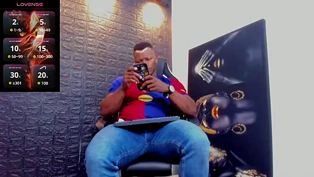 Snapshot of tommike chatting on February 23, 2026, 1:18 am tommike online show from February 23, 2026, 1:18 am