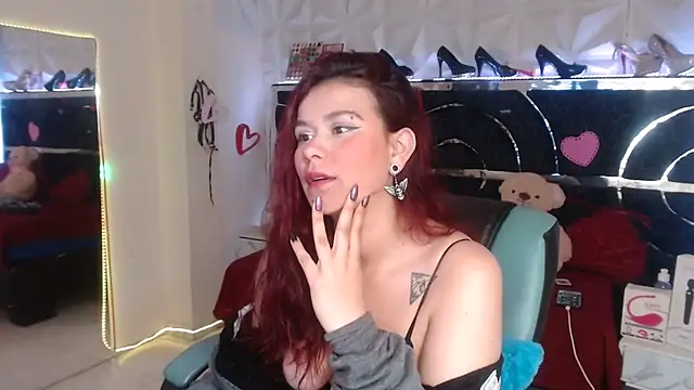 red moon 2 online show from February 25, 2026, 1:28 am