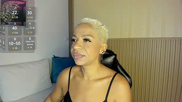 Snapshot of summer_night_ chatting on November 5, 2025, 11:46 am summer night online show from November 5, 2025, 11:46 am