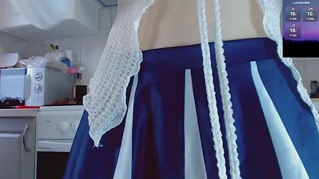 Amina Barbarian online show from December 2, 2025, 11:45 am