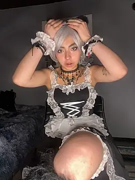  Gothiccbitch  online show from March 18, 2025, 4:18 am